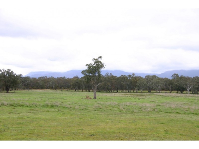 4 Londonderry Road, Moyston VIC 3377