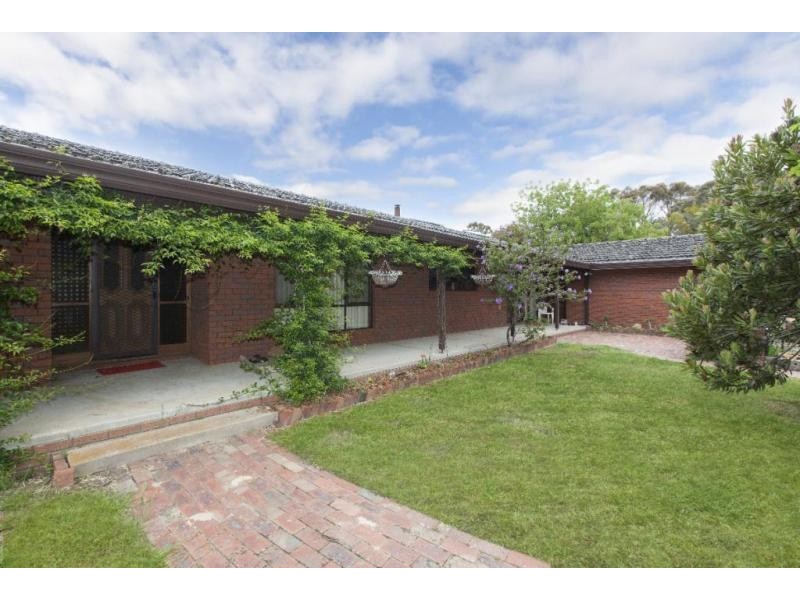 13 Golf Links Road, Ararat VIC 3377