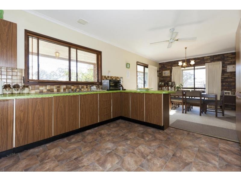 41 Warrak Road, Ararat VIC 3377