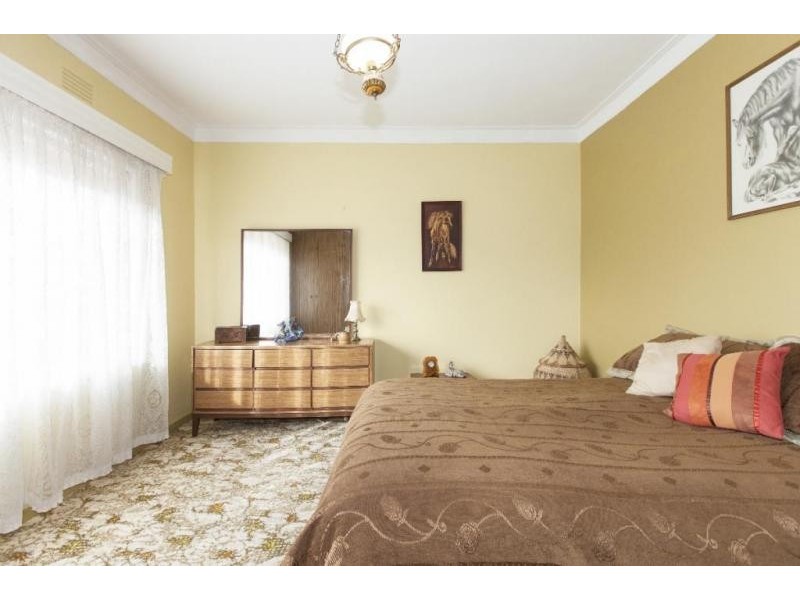 142 Moore Street, Ararat VIC 3377