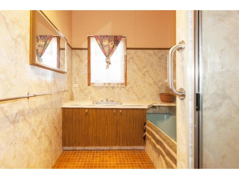 142 Moore Street, Ararat VIC 3377