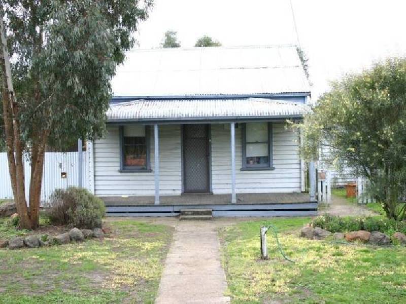 393 Barkly STREET, Ararat VIC 3377