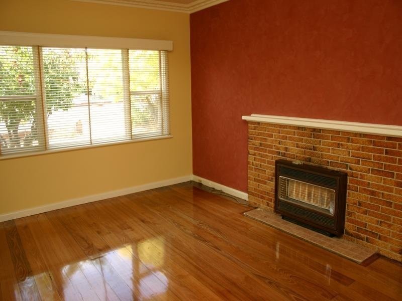 39 Vincent STREET, Ararat VIC 3377