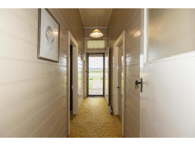 36 Leach Road, Lake Bolac VIC 3351