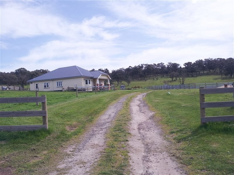 213 Lexton Road, Beaufort VIC 3373