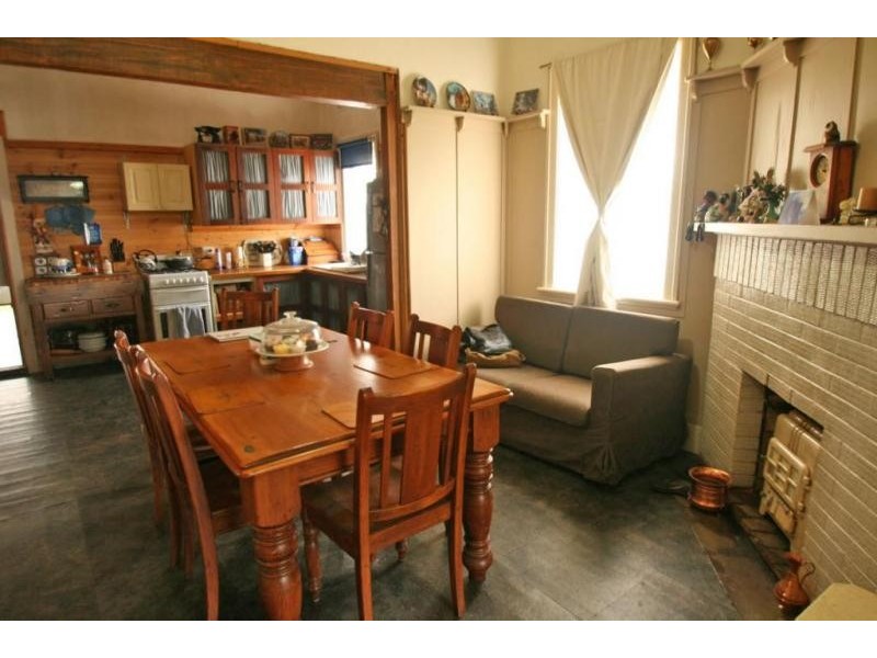 36 McLennan Street, Glenthompson VIC 3293