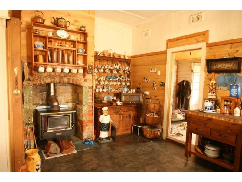 36 McLennan Street, Glenthompson VIC 3293