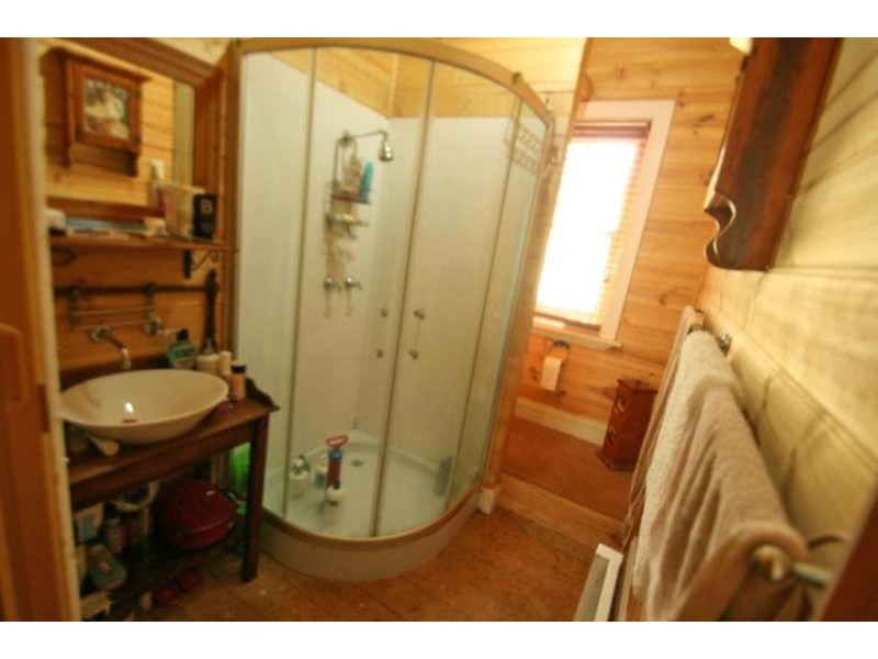 36 McLennan Street, Glenthompson VIC 3293