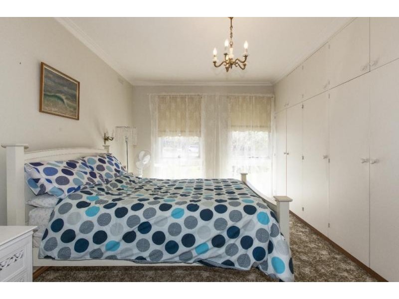 17 High Street West, Ararat VIC 3377