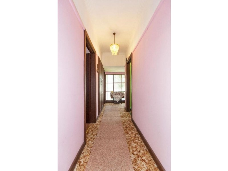 27 Laidlaw Street, Ararat VIC 3377