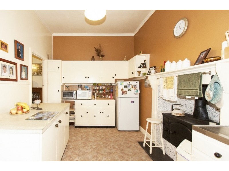 17 Jenkin Street, Ararat VIC 3377
