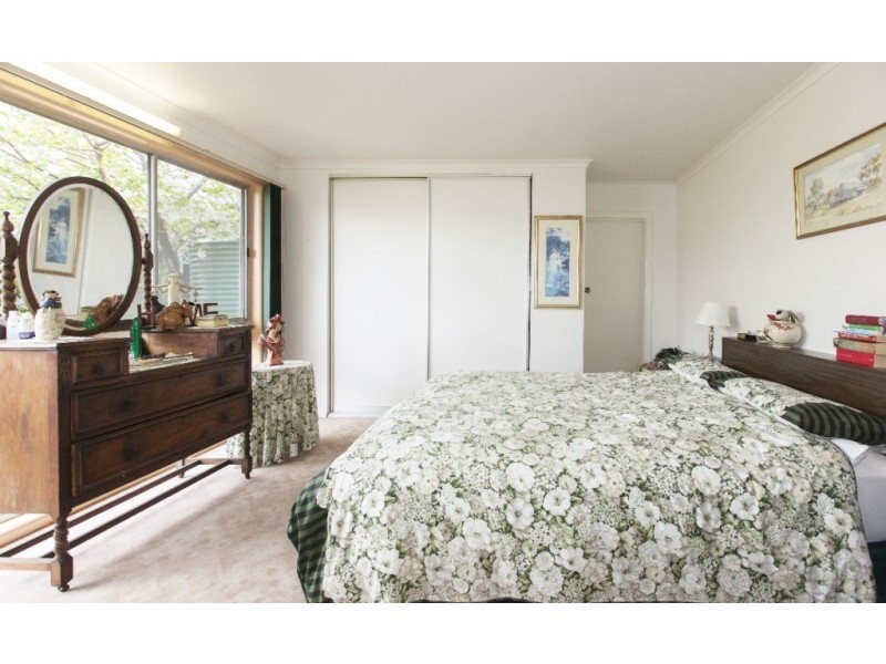 17 Jenkin Street, Ararat VIC 3377