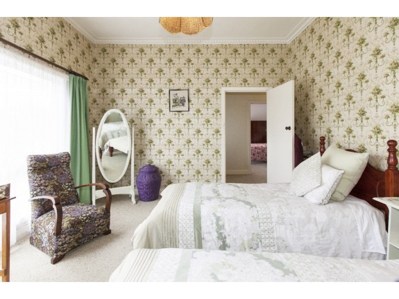 17 Jenkin Street, Ararat VIC 3377