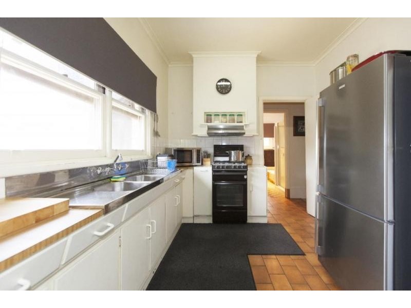 37 High Street West, Ararat VIC 3377