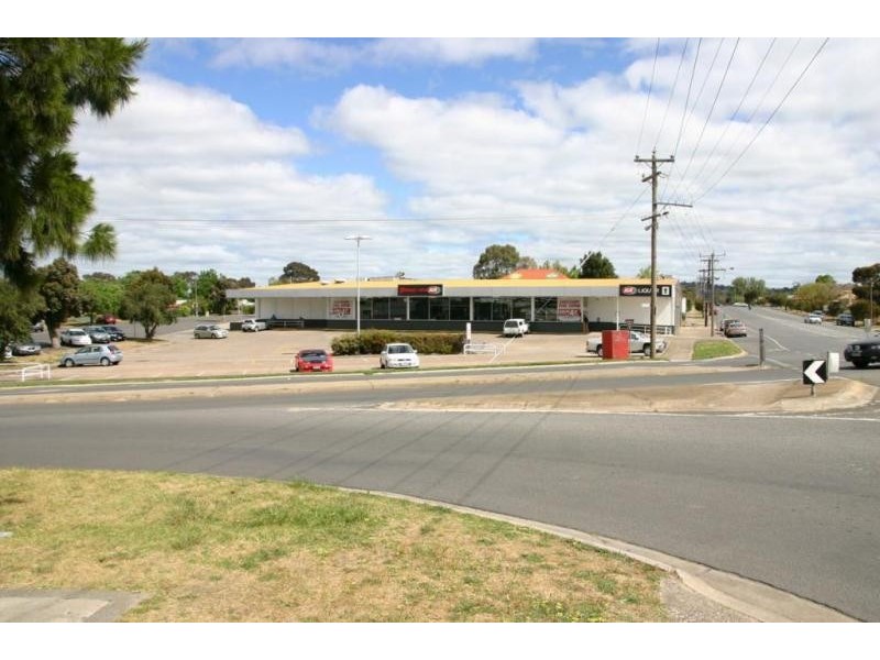 68 Vincent St, Ararat VIC 3377