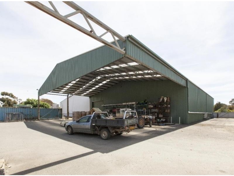 108-112 Main Street, Great Western VIC 3377