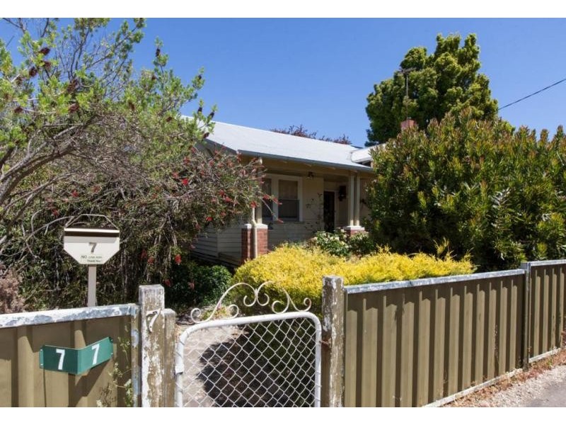 7 Jenkin Street, Ararat VIC 3377