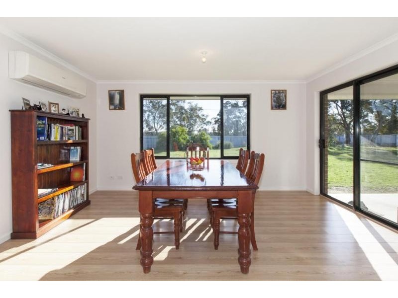 Cnr Nott Road & Pyrenees Hwy, Ararat VIC 3377