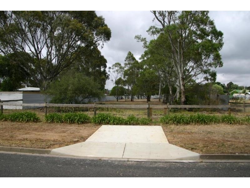 65A Blake Street, Ararat VIC 3377