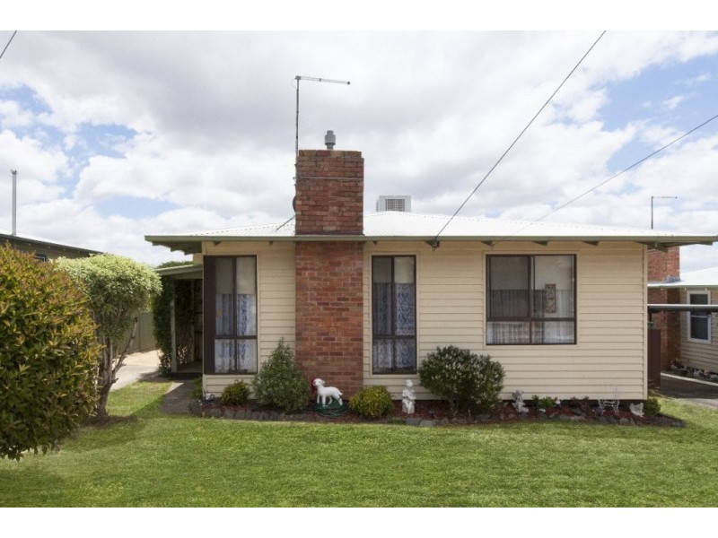 5 Montgomery Street, Ararat VIC 3377