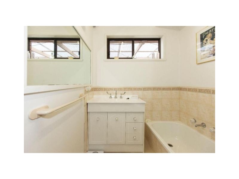 36A McGibbony Street, Ararat VIC 3377