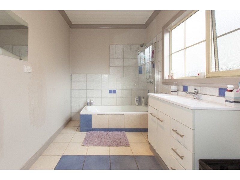 23 Campbell Street, Ararat VIC 3377