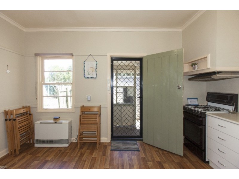 32 Port Fairy Road, Ararat VIC 3377