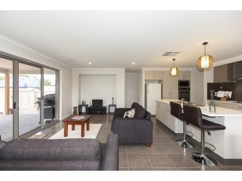 14A Elizabeth Street, Ararat VIC 3377