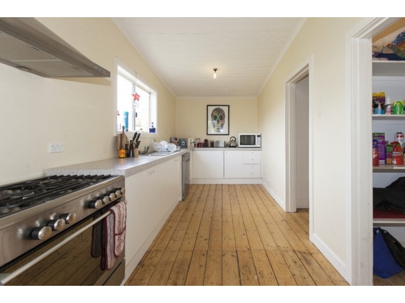 16 Barkly Street West, Ararat VIC 3377