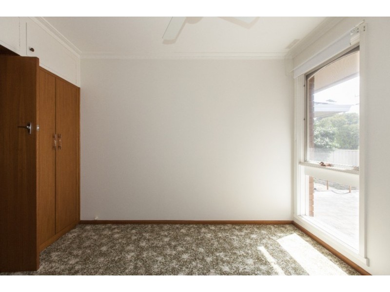 17 High Street West, Ararat VIC 3377