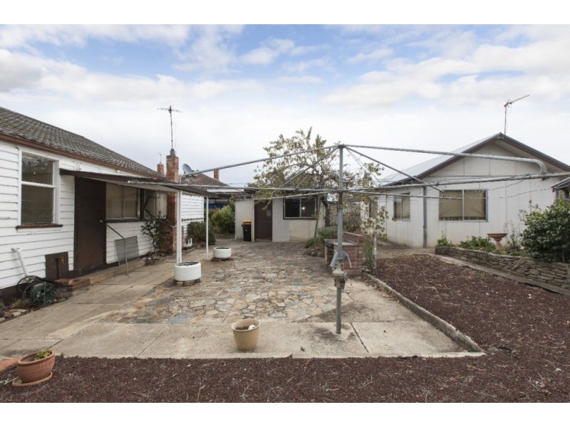 91 Moore Street, Ararat VIC 3377