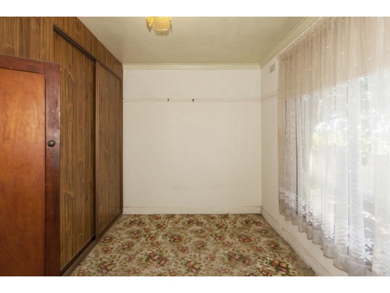 18 Bonnin Avenue, Ararat VIC 3377