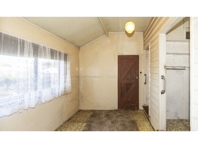 18 Bonnin Avenue, Ararat VIC 3377