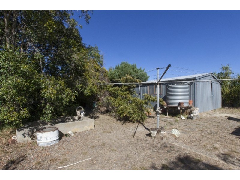 18 Bonnin Avenue, Ararat VIC 3377