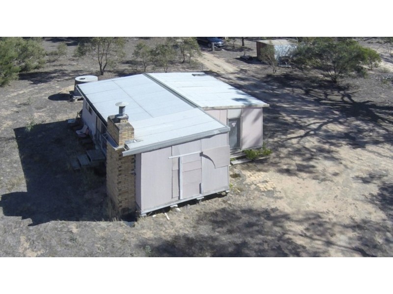 273 Kellys Beach Road, Lake Fyans VIC 3381