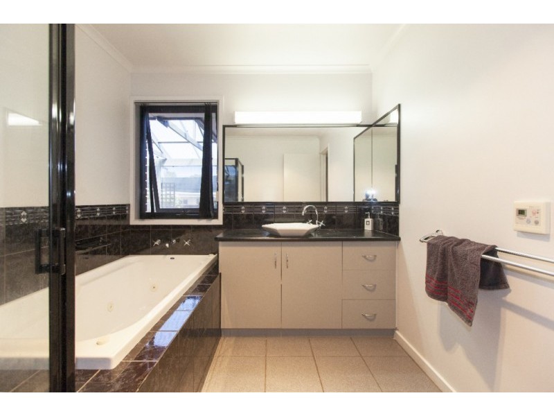 74 Tatyoon Road, Ararat VIC 3377