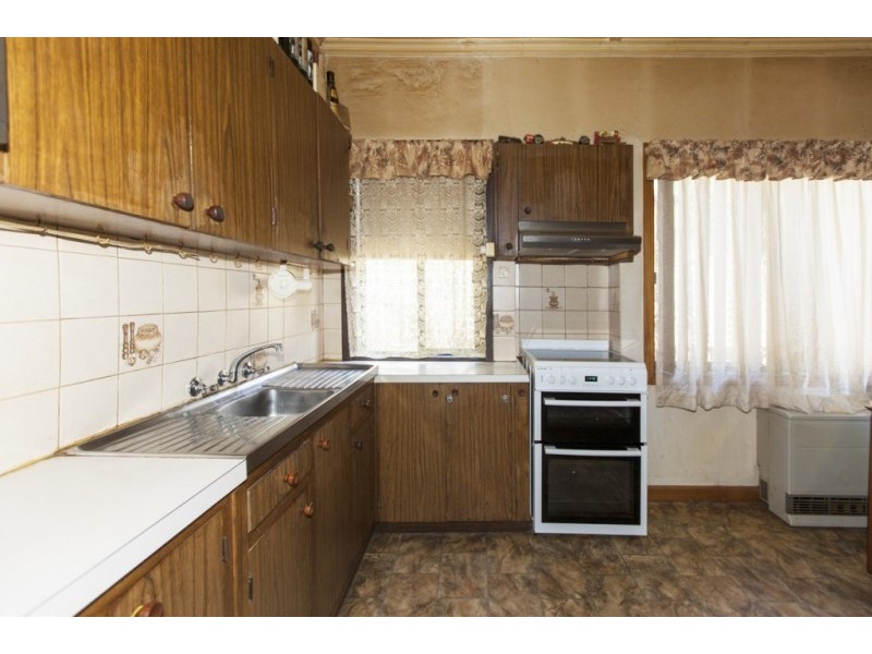 160 Moore Street, Ararat VIC 3377