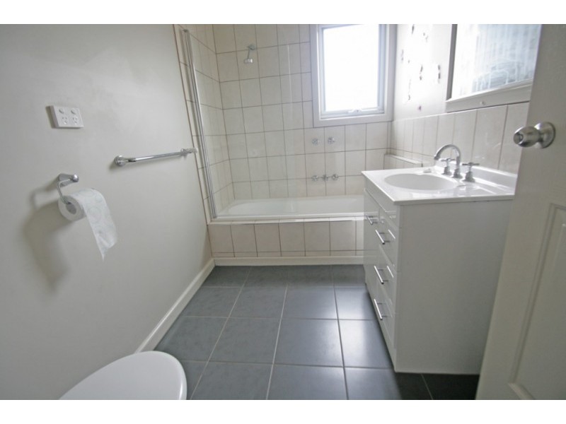 51 Overington Road, Moyston VIC 3377