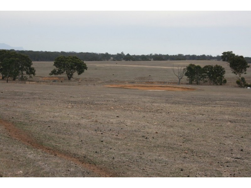 51 Overington Road, Moyston VIC 3377