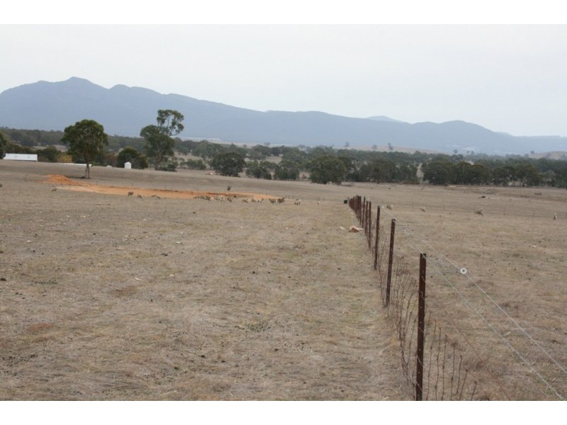 51 Overington Road, Moyston VIC 3377