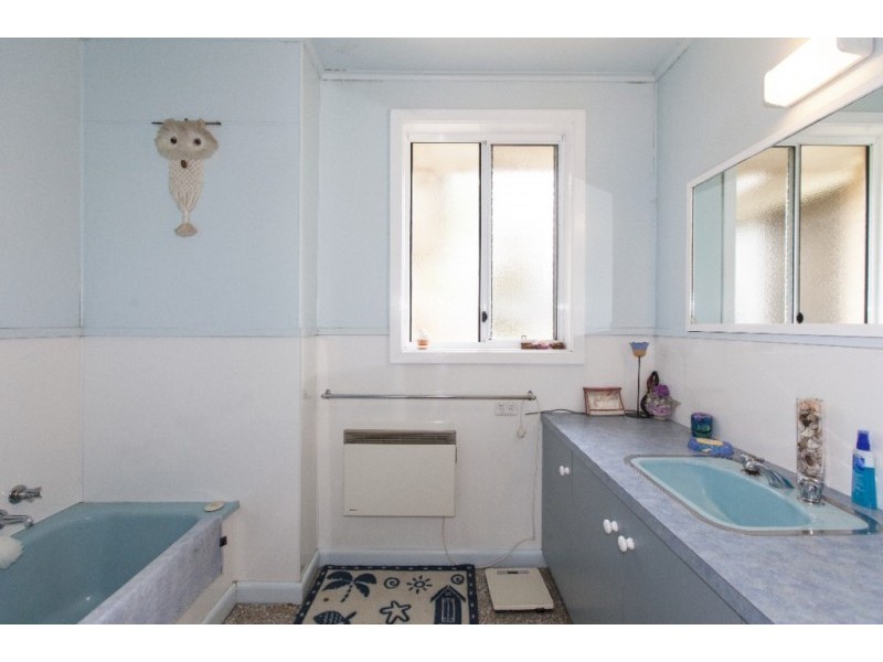 122 Cemetery Road & Glenelg Highway, Wickliffe VIC 3379