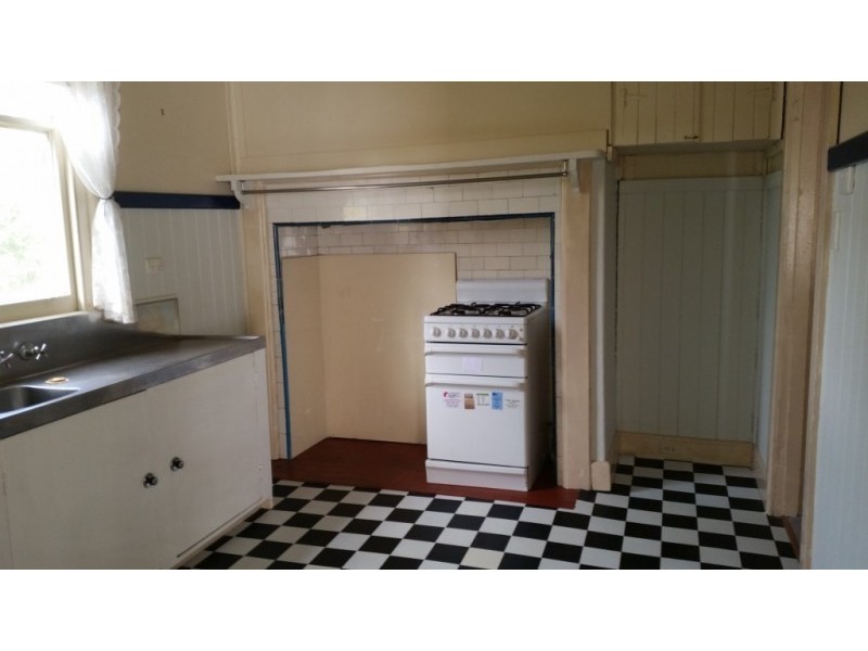 35 Benbow Street, Ararat VIC 3377