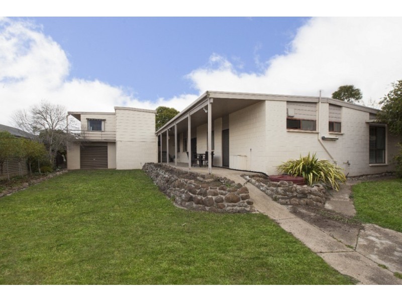 21 Ford Street, Ararat VIC 3377