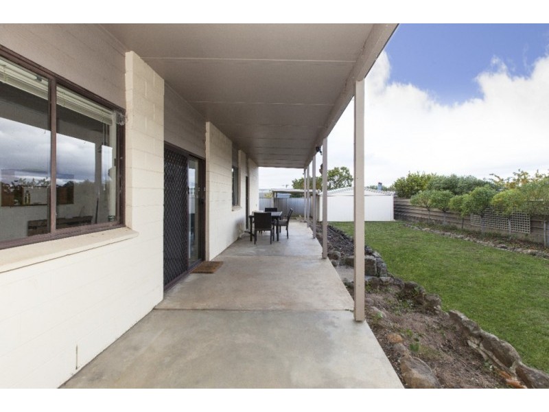 21 Ford Street, Ararat VIC 3377