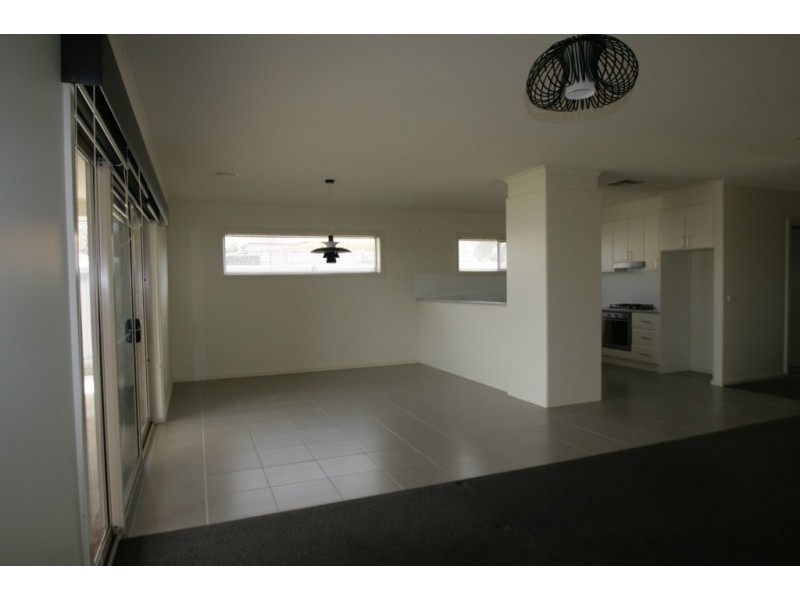 2/316 Barkly Street, Ararat VIC 3377