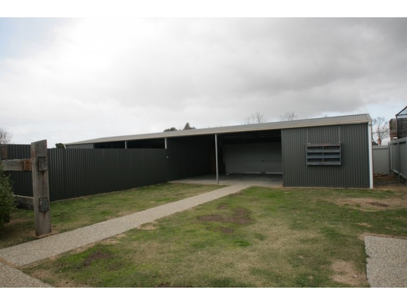 2/316 Barkly Street, Ararat VIC 3377