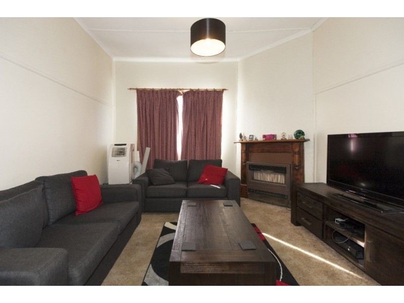 35 Maude Street, Ararat VIC 3377