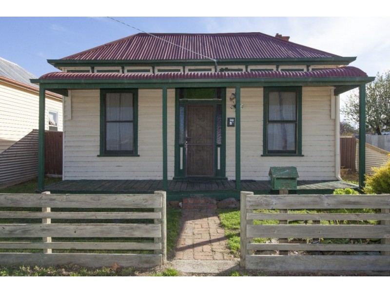 35 Maude Street, Ararat VIC 3377