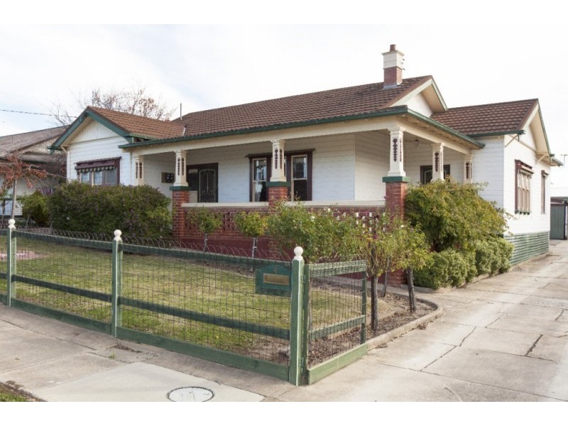 4 Queen Street South, Ararat VIC 3377