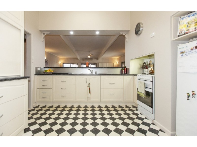 4 Queen Street South, Ararat VIC 3377